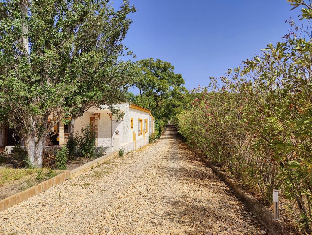 Cortijo Los Conquistadores Lucena Del Puerto Exterior photo